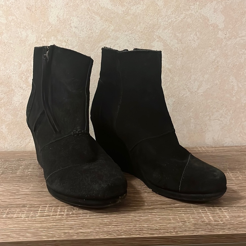 Toms booties